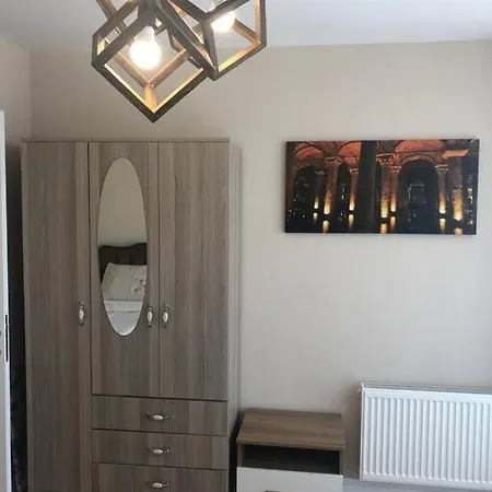 2 Beds - New With Nice & Comfy Furniture Κωνσταντινούπολη